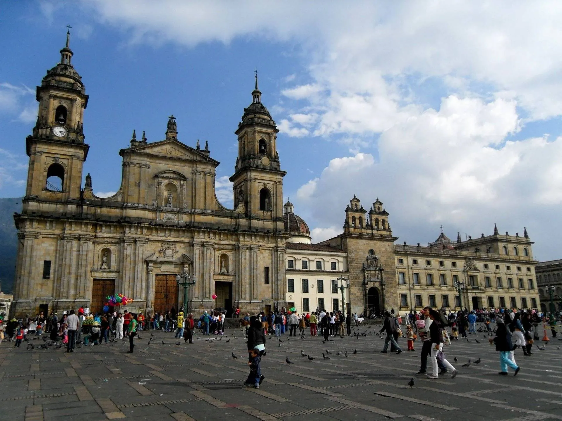Jour 1 – Bogotá : Bienvenue en Colombie